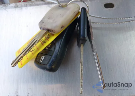 2009 Nissan Versa 1.8Sl из США, поврежденный, VIN 3N1BC13E39L377373